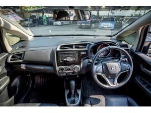 2017 Honda Jazz 1.5 S i-VTEC Hatchback AT รูปที่ 4